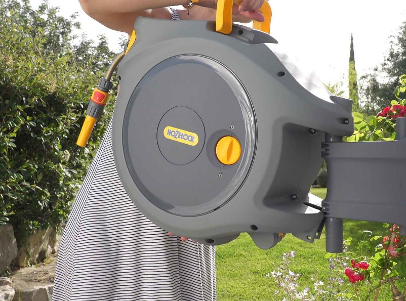 HORTUM MAKARA SET DUVAR OTOMATİK 20MT HOZELOCK