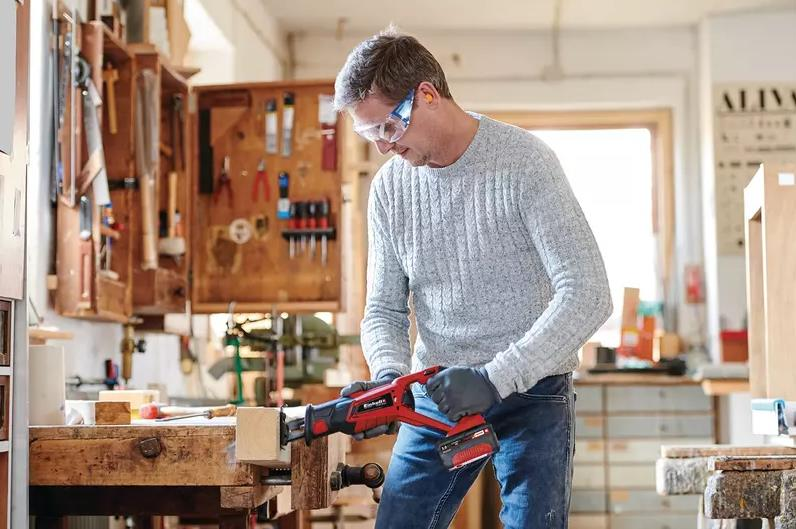 NET*/ AKÜLÜ KILIÇ TESTERE TE-AP 18 Li-Solo (AKÜSÜZ