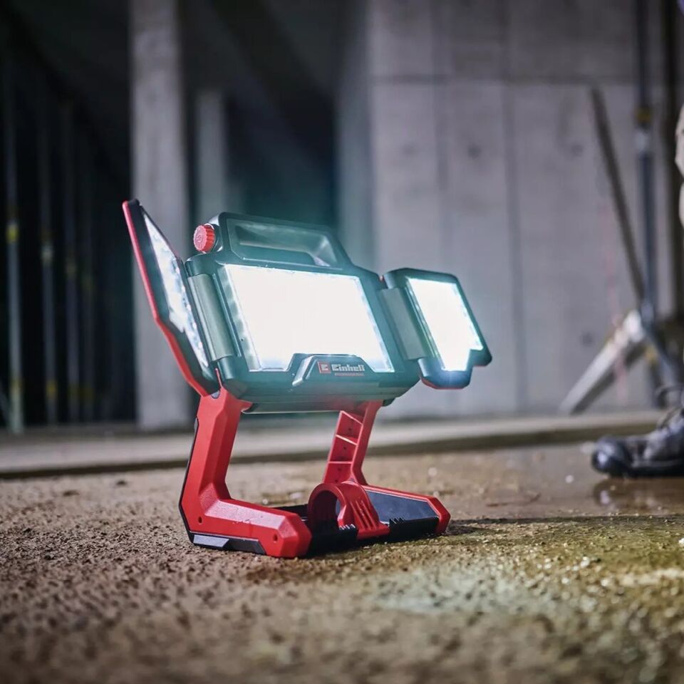 AKÜLÜ LED AYDINLATMA PROFOSYONEL TP-CL 18/3000 Li