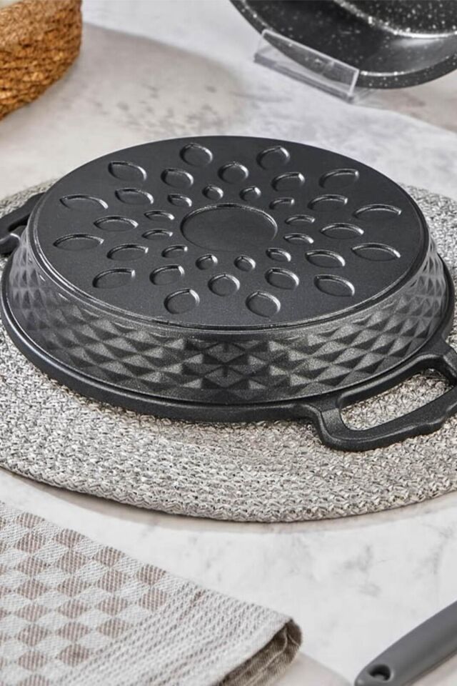 SAHAN GRANİT IRON DÖKÜM 22CM