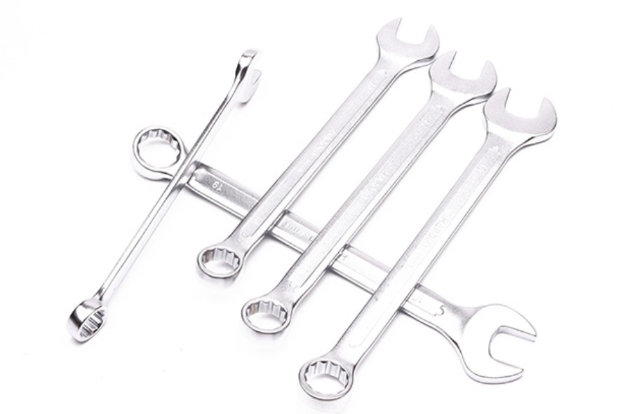 LOKMA ANAHTAR VE SOKET SETİ 77 PARÇA 1/2''-1/4''