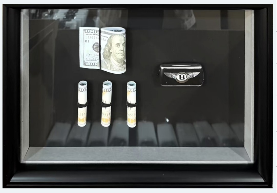 TABLO BENTLEY ZİRVEDEKİLER 40X30