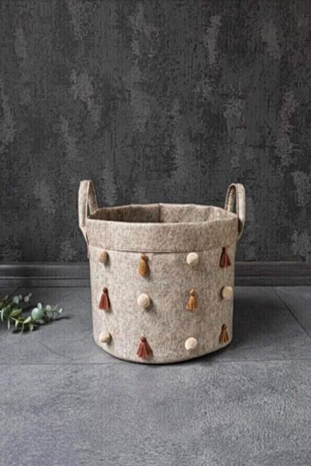 DÜZENLEYİCİ YUVARLAK PONPONLU MEGA 25X29CM