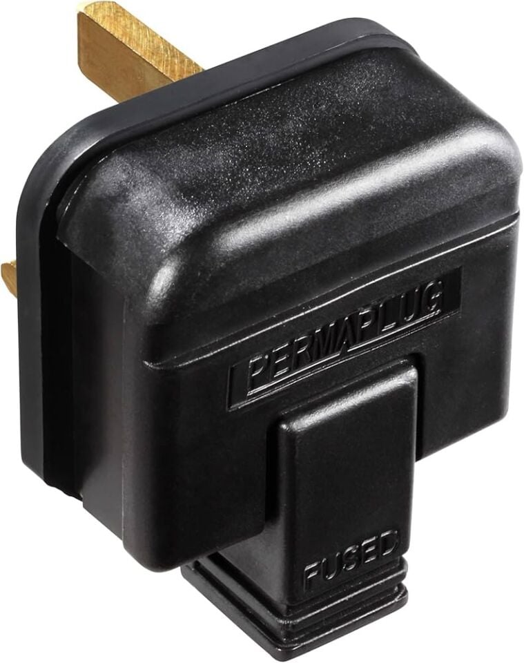 FİŞ PERMAPLUG SİYAH