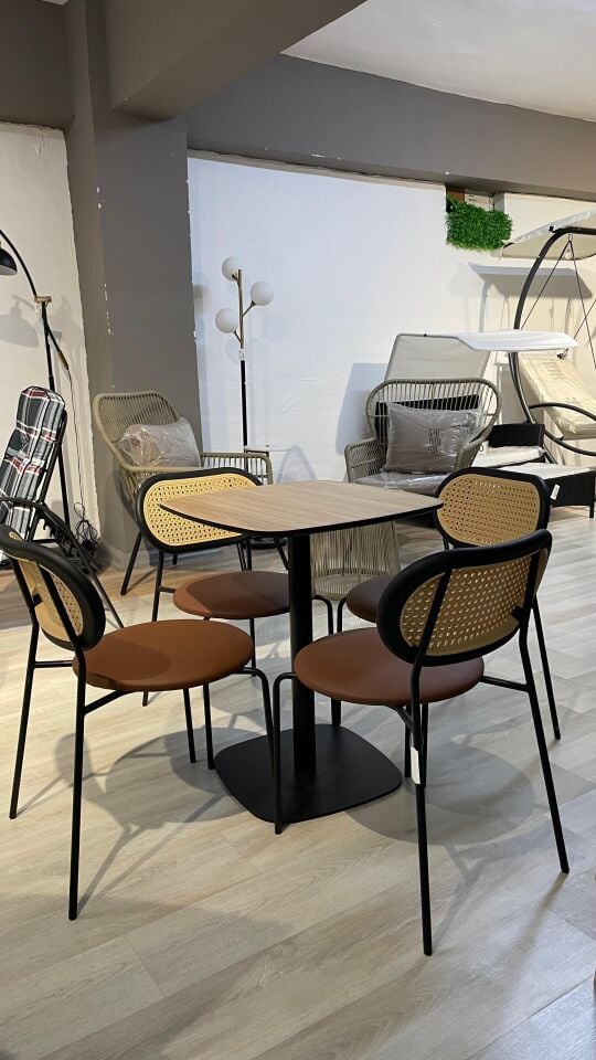 MASA SETİ KARE MASA+4 SANDALYE AHŞAP HAZERAN