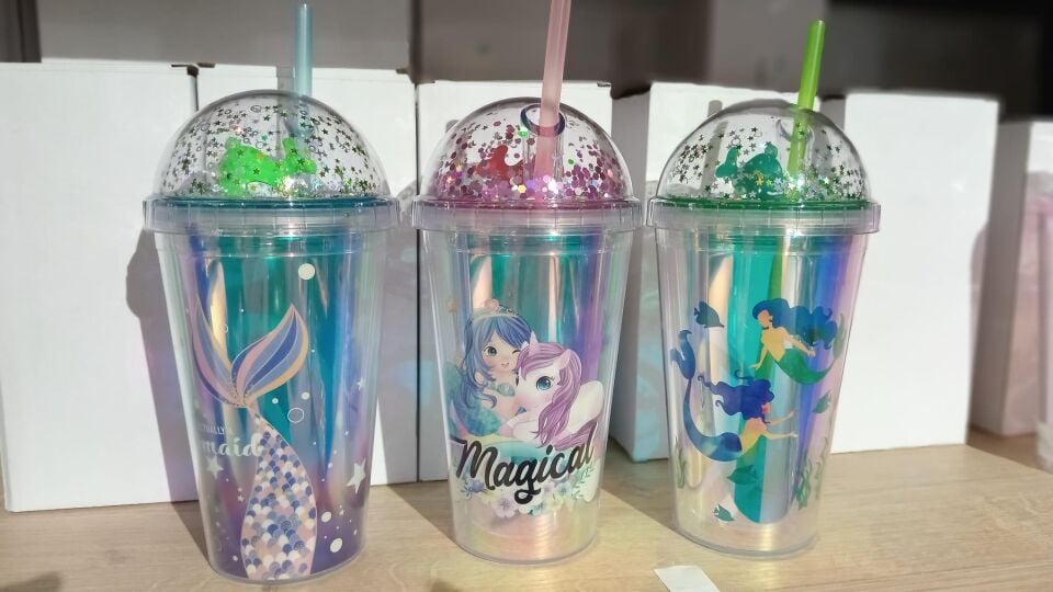 BARDAK KAPAKLI RENK HARMANI SİM KALPLİ TAVŞAN