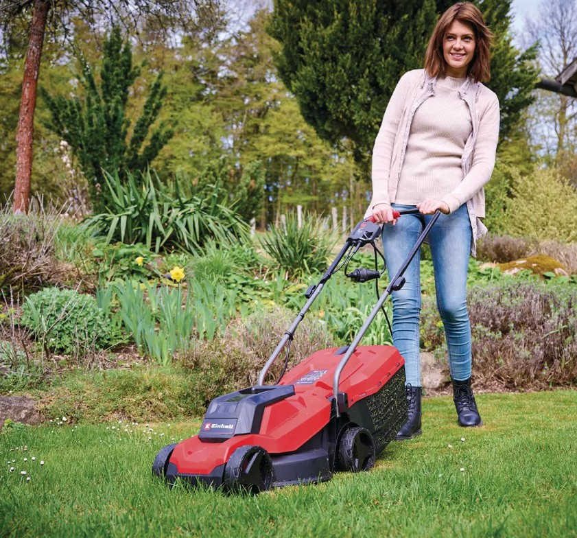 ELEKTRİKLİ ÇİM BİÇME MAKİNESİ GC-EM 1000/32